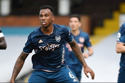 Khởi đầu tốt ở Arsenal, tài năng của Gabriel Magalhaes vẫn bị nghi ngờ