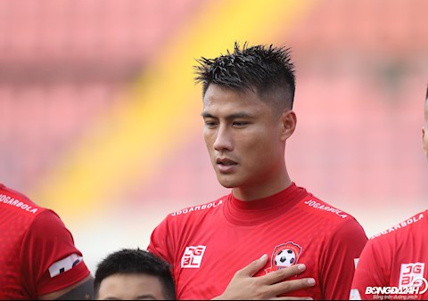 Kỳ Hân kêu cứu khi Mạc Hồng Quân bị mắc kẹt tại Cộng hòa Séc