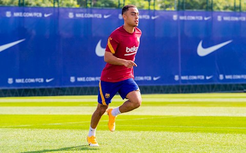 Sergino Dest: Cậu bé bướng bỉnh và trang mới ở tuổi 19