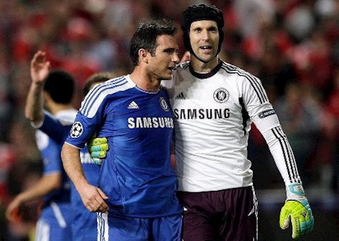 Cực sốc: Chelsea điền tên Petr Cech vào danh sách thi đấu ở Premier League