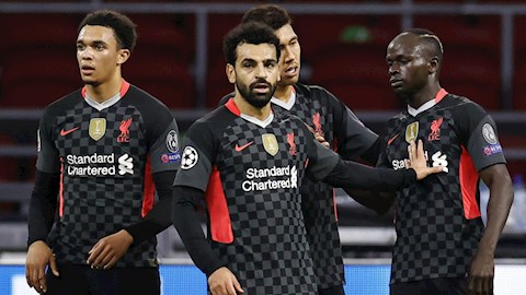 Liverpool ăn may trước Ajax
