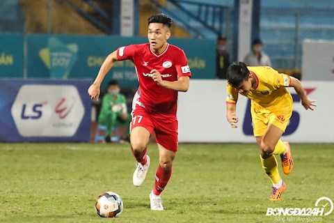 ẢNH: Bàn thắng quý hơn vàng và màn trình diễn tự tin của Trọng Đại