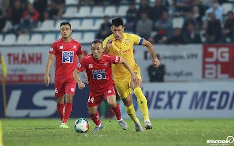 Chuyên gia: V-League nên có 2 đội xuống hạng