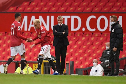 Van de Beek: Món quà sai lầm của Ole
