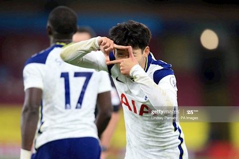 Son Heung Min hay nhất Premier League tháng 10