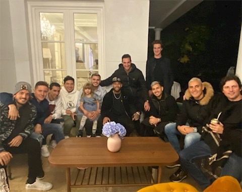 Dàn sao PSG hội ngộ ở... sinh nhật con gái Mauro Icardi