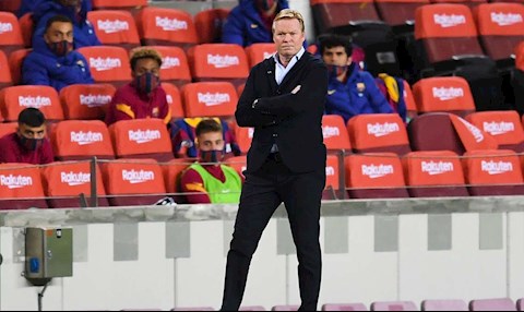 Làm gương cho Messi, HLV Koeman chấp nhận giảm lương ở Barca