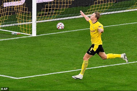 Sancho vs Haaland lập công, Dortmund gỡ lại thể diện ở Champions League