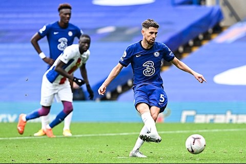 Sau những tin đồn thất thiệt, Jorginho chuẩn bị được Chelsea thưởng lớn
