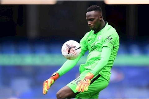 Edouard Mendy ra mắt Premier League, Frank Lampard phản ứng thế nào?