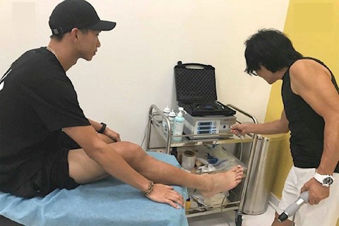 Bác sĩ ĐT Việt Nam tiết lộ về chấn thương của Đoàn Văn Hậu