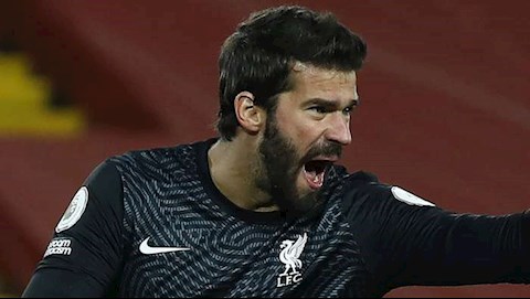 Thảm bại Aston Villa, Liverpool nhận thêm hung tin từ Alisson