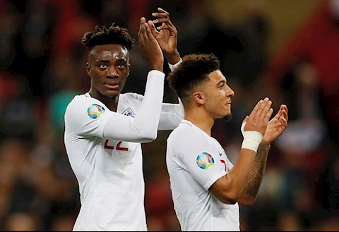 Sau Greenwood và Foden, tới lượt Abraham, Sancho và Chilwell bị loại khỏi ĐT Anh