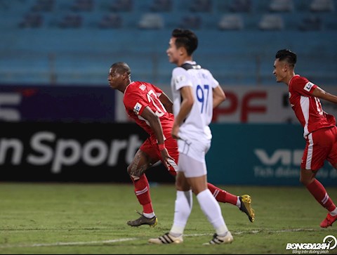 HAGL: Khi hàng phòng ngự trở thành nỗi ám ảnh!