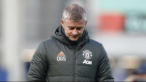 Solskjaer đã nhận áp lực sa thải từ ngày đầu tiên ở MU