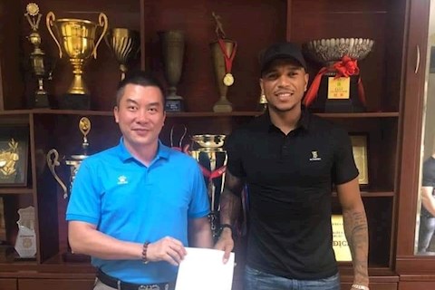 NÓNG: Nam Định chính thức chiêu mộ thành công cựu tiền đạo HAGL