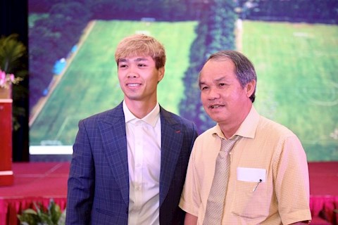 Bầu Đức gửi lời chúc phúc trong ngày Công Phượng kết hôn