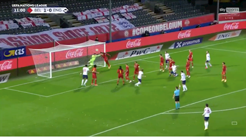 NHM phấn khích với tình huống cứu thua của Romelu Lukaku