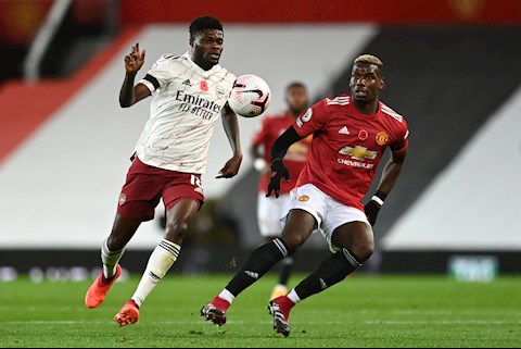 Thomas Partey hóa thánh ra sao giúp Arsenal thắng MU?