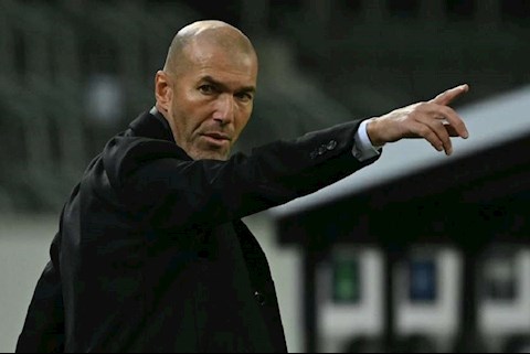 Zidane nói gì về nguy cơ mất ghế sau trận hòa thất vọng của Real?