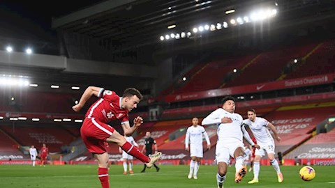 Diogo Jota là cầu thủ đầu tiên trong lịch sử Liverpool làm được điều này?