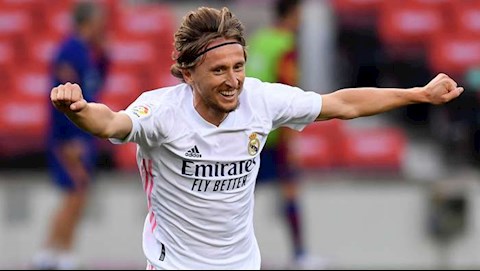 Sắp hết hạn hợp đồng với Real, Modric phản ứng ra sao?