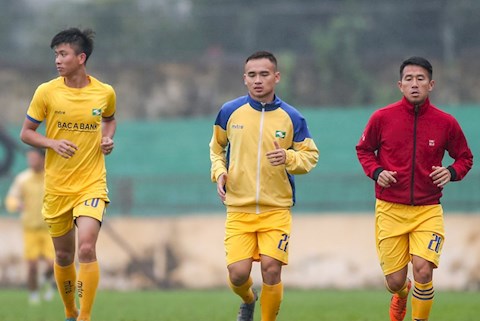 SLNA chia tay thêm 2 gương mặt sau Hồ Tuấn Tài