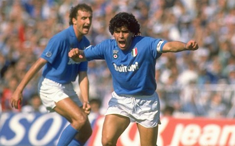 Jorginho: “Maradona là người hùng của thành Napoli”