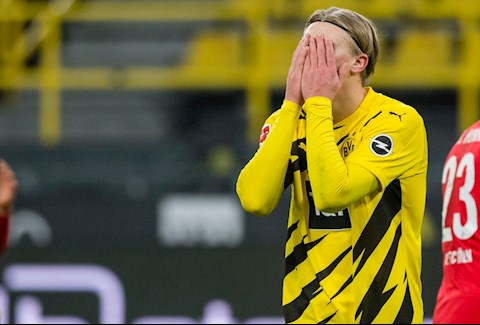 Haaland tịt ngòi, Dortmund thua sốc trên sân nhà