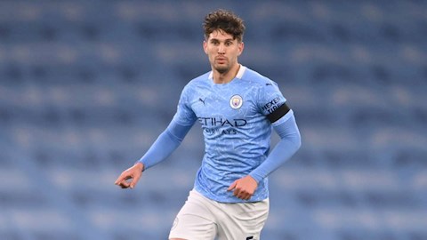 Guardiola mở cửa ở lại Man City cho sao bị lãng quên