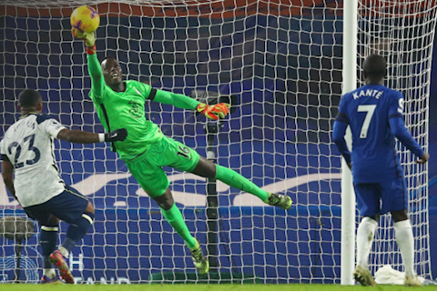 Tỏa sáng trước Tottenham, Edouard Mendy không có đối thủ ở NHA mùa này