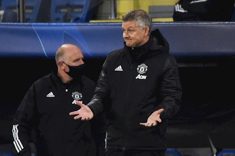 Solskjaer lên tiếng về tương lai sau trận thua Basaksehir