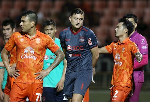 Văn Lâm lỡ cơ hội dự trận đấu giữa dàn sao Thai League với ĐT Thái Lan