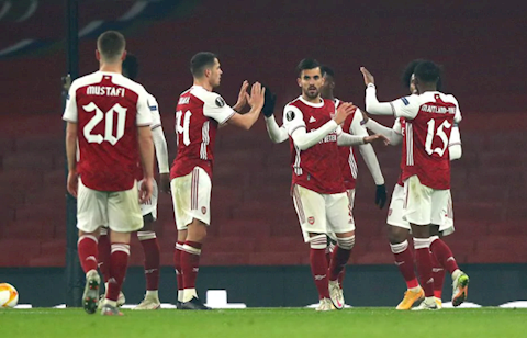 Điểm nhấn Arsenal 4-1 Molde: Joe Willock rực sáng, Pháo thủ quá mạnh ở bảng B