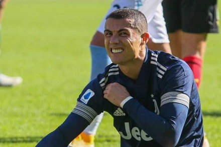 Cristiano Ronaldo báo tin buồn cho NHM Juventus