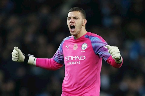 Thủ môn Ederson đá penalty giỏi nhất Man City
