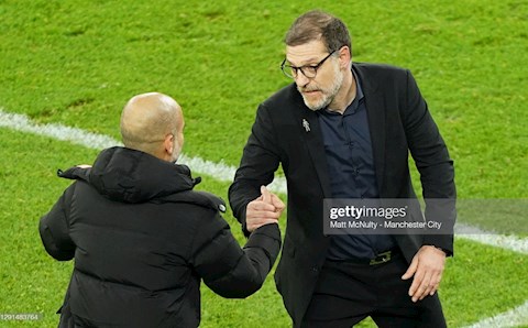 Vừa cầm hoà Man City, West Brom chuẩn bị… sa thải HLV