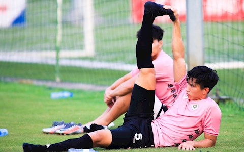 Đoàn Văn Hậu mất nhiều trận đấu quan trọng vì chấn thương