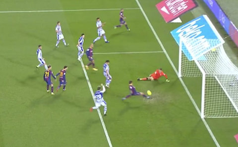 Morata bỏ lỡ cơ hội khó tin, Antoine Griezmann thậm chí còn tệ hơn