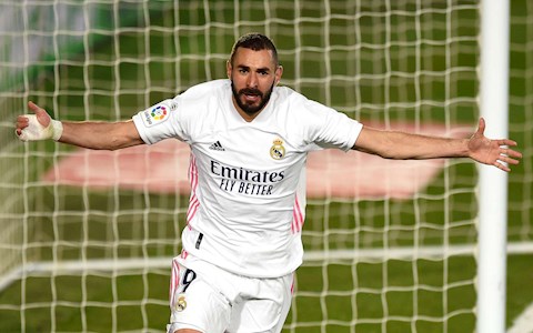Karim Benzema: Ngôi sao không còn bị ai hạ thấp