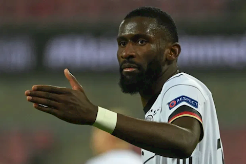 Rudiger thừa nhận không hạnh phúc ở Chelsea