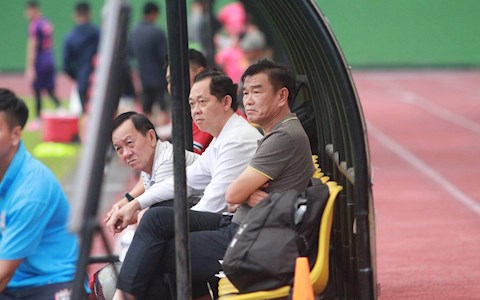 HLV Phan Thanh Hùng nói gì sau trận thua đau của Bình Dương?