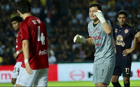 Rộ tin Muangthong muốn chia tay Đặng Văn Lâm