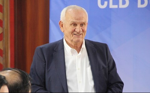 HLV Petrovic đặt mục tiêu trong ngày mắt CLB Thanh Hoá