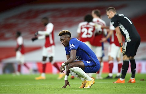 Thua đau Arsenal, sao Chelsea chửi thẳng mặt đối thủ ăn rùa