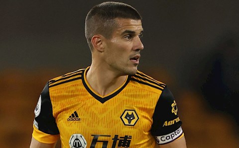 Liverpool nâng cấp hàng thủ bằng sao Wolves