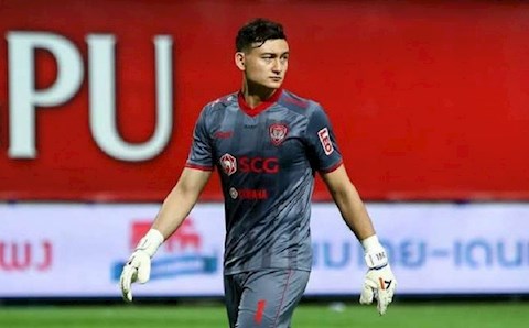 Đại diện Muangthong United nói gì trước tin đồn sắp chia tay Đặng Văn Lâm?