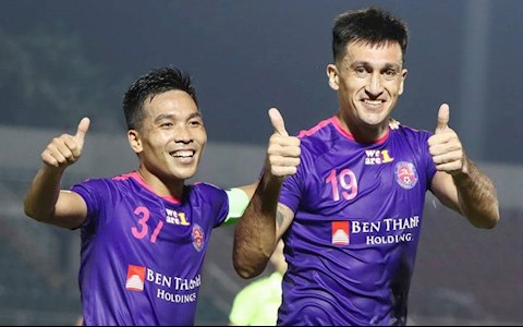 VIDEO: Đỗ Merlo sút xa đẳng cấp, xé lưới CLB HAGL