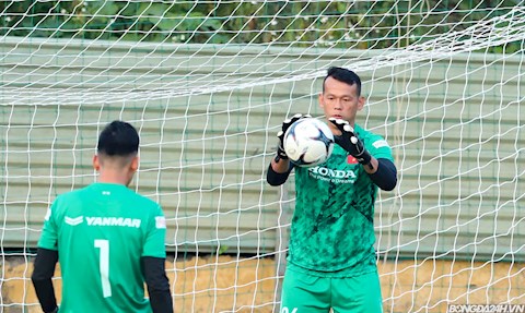 ẢNH: Bùi Tấn Trường cùng dàn tân binh gây chú ý của ĐT Việt Nam