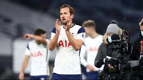 Kane thừa nhận Spurs không cố tình dựng xe bus trước Arsenal